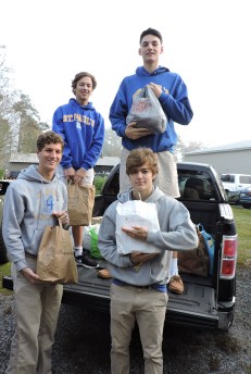 tfd seniors with food(1).jpg